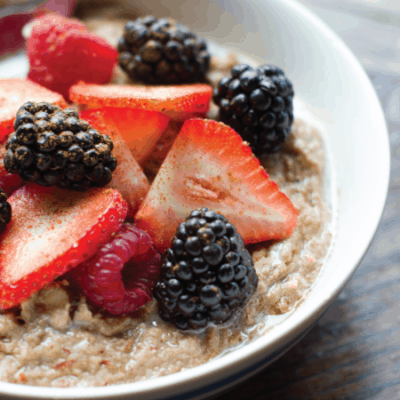 Noatmeal (Grain-free oatmeal) with berries