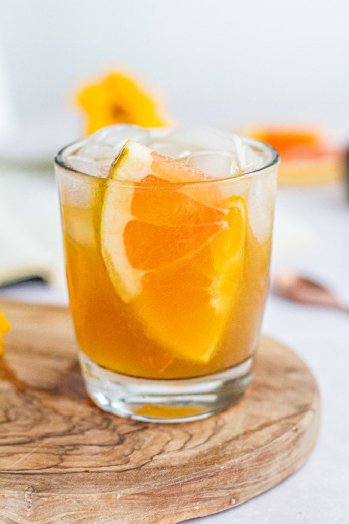 https://meikoandthedish.com/wp-content/uploads/2021/06/Summer-Citrus-Rum-Punch-8-683x1024.jpg