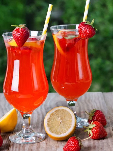 strawberry_lemonade_sangria