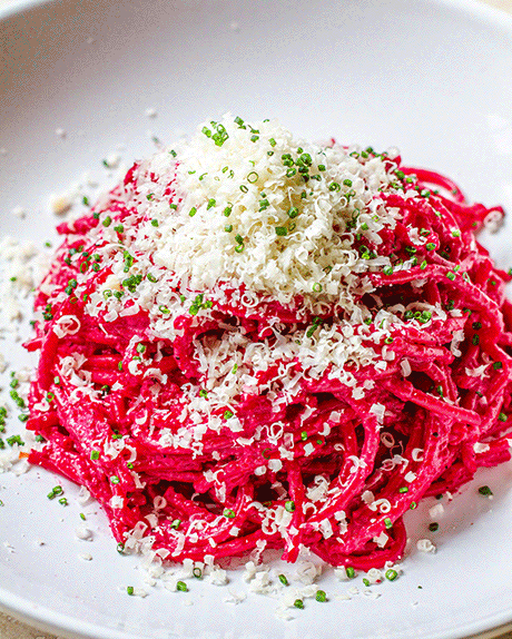 spaghetti with pink pasta sauce with parmesan gif