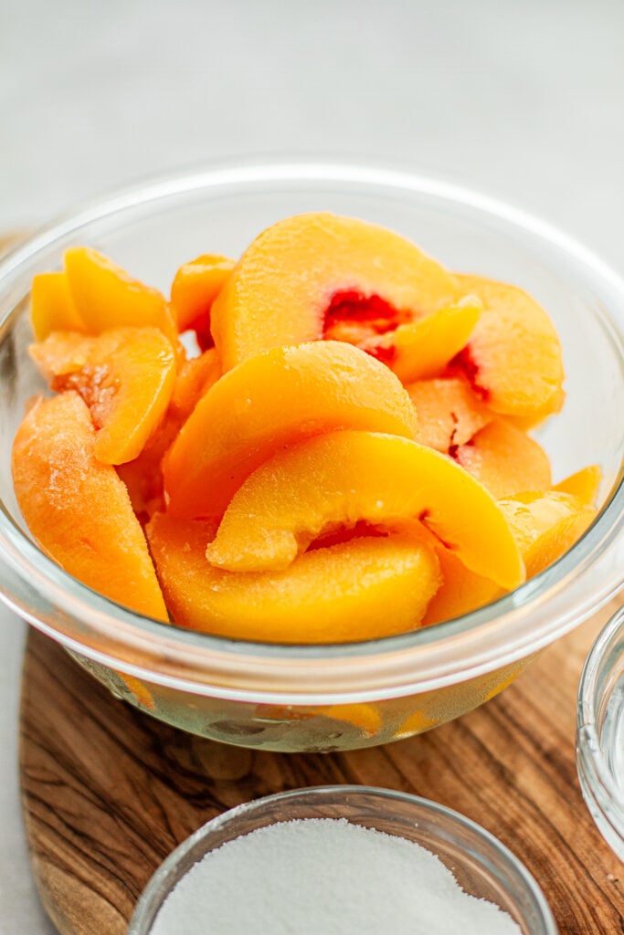 4 ingredient Peach Syrup Recipe | Meiko and The Dish